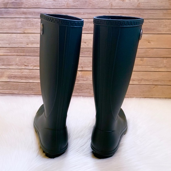 UGG Shelby Matte Rain Boots In Olive - Picture 6 of 7